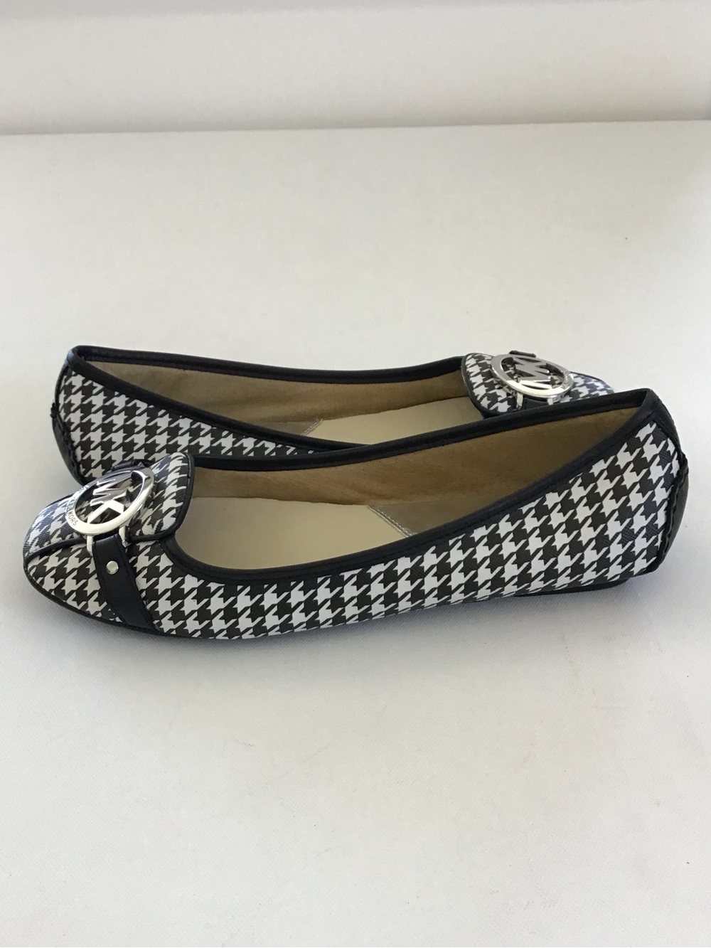 Michael Kors Fulton Moc Flats Black White Houndstooth Logo Ballet Shoes Size 8M - Picture 10 of 10